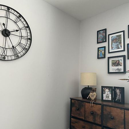 Cosy Home From Home With Private Bathroom - Free Parking Cardiff Ngoại thất bức ảnh