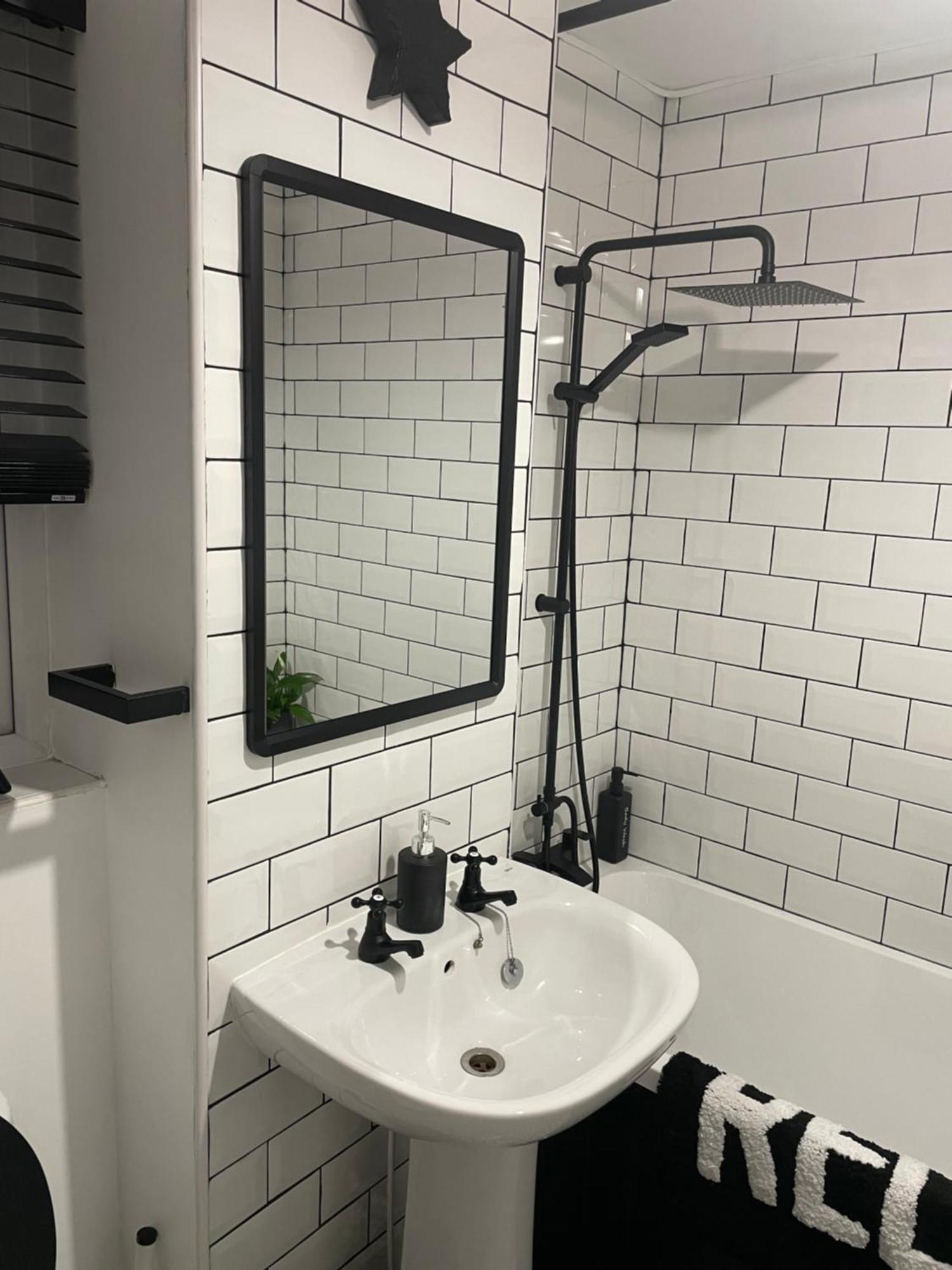 Cosy Home From Home With Private Bathroom - Free Parking Cardiff Ngoại thất bức ảnh